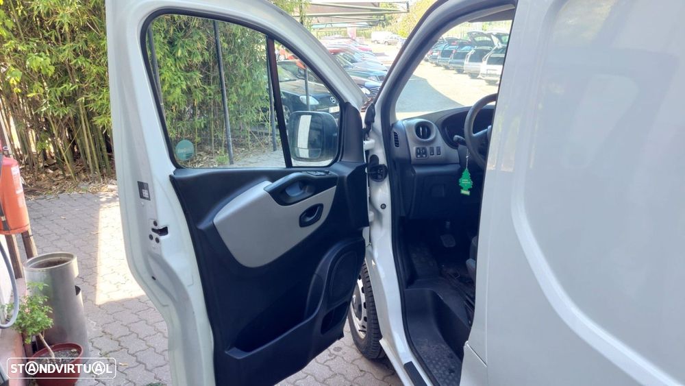 Renault Trafic 1.6 dCi L2H1 1.2T - 6