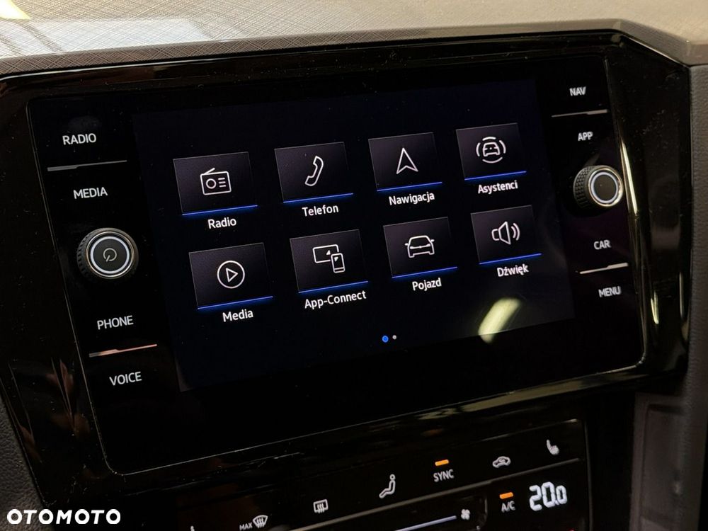 Volkswagen Passat - 23