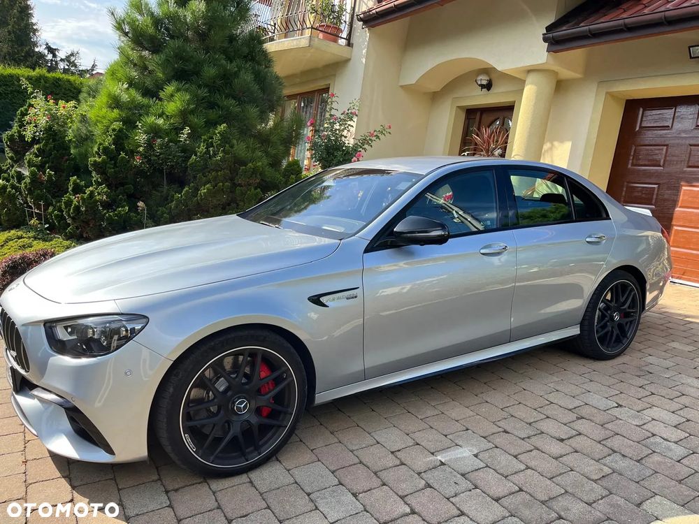 Mercedes-Benz Klasa E AMG 63 S 4-Matic+ - 9