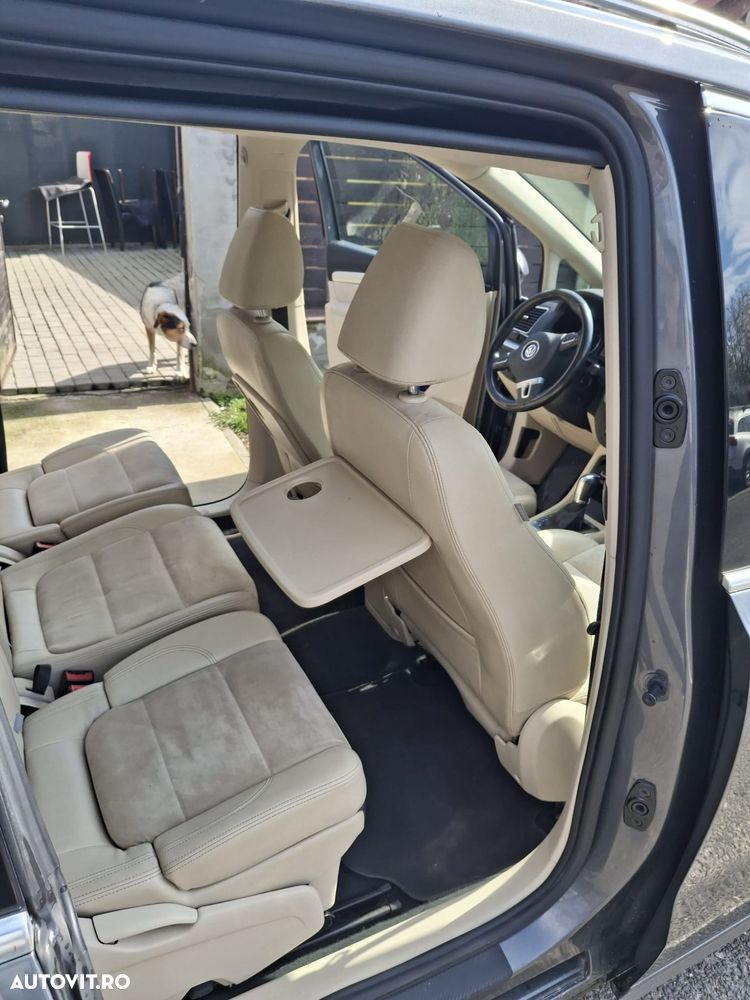 Volkswagen Sharan 2.0 TDI DSG Blue Motion Highline - 14