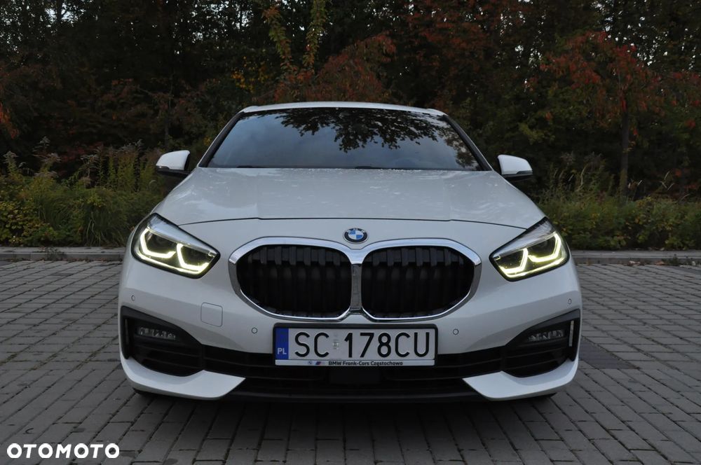 BMW Seria 1 2021 photo 3