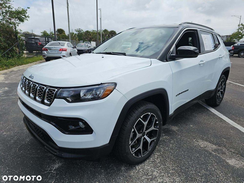 Jeep Compass - 1