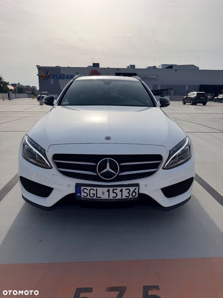 Mercedes-Benz Klasa C 200 4Matic 9G-TRONIC AMG Line - 3
