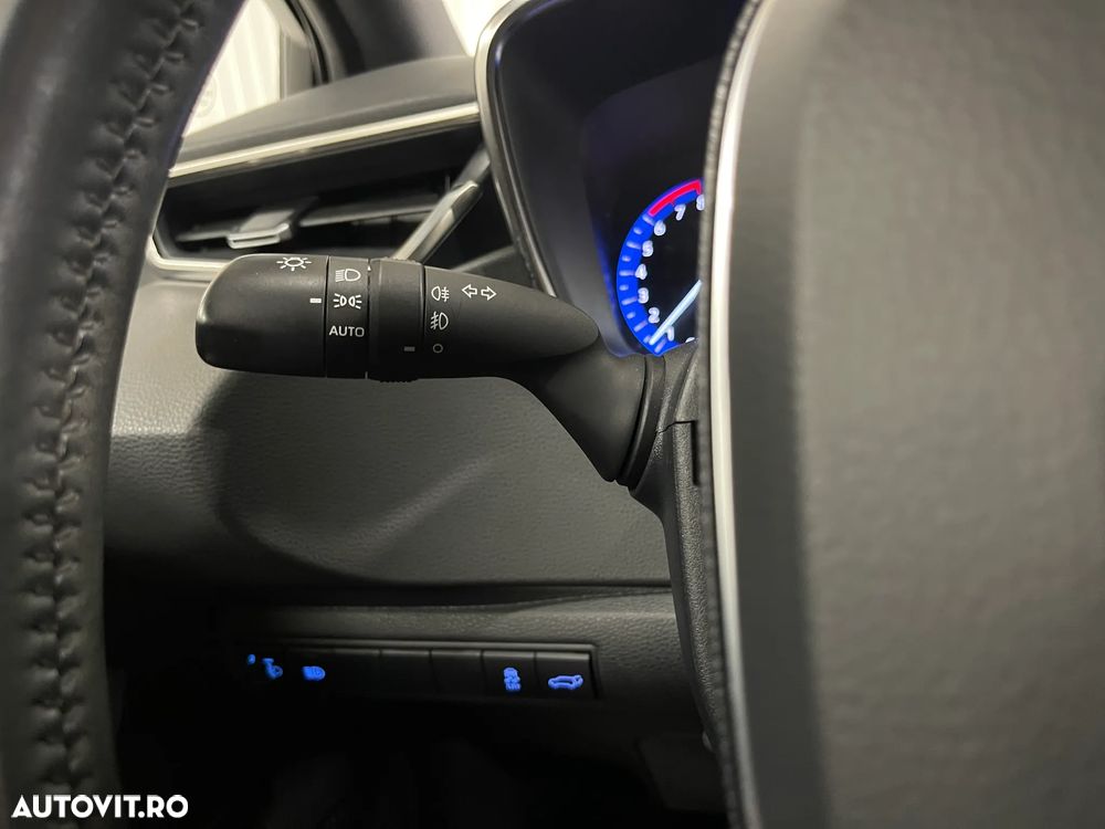 Toyota Corolla 2.0 HSD TS Exclusive - 24