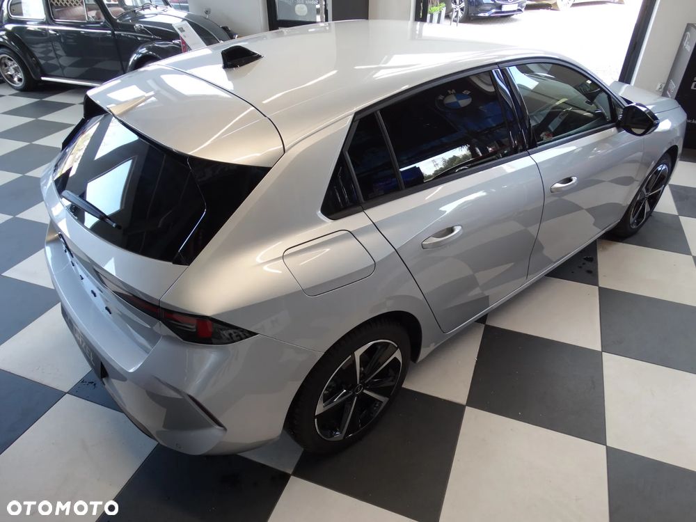 Opel Astra 1.5 D Automatik Ultimate - 14