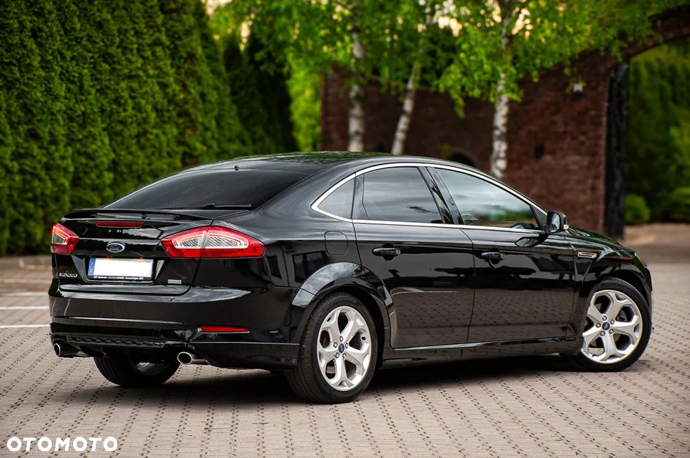 Ford Mondeo 2.0 EcoBoost Titanium S - 12