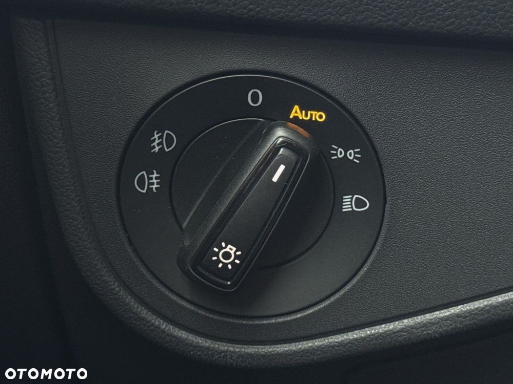 Volkswagen Taigo - 22