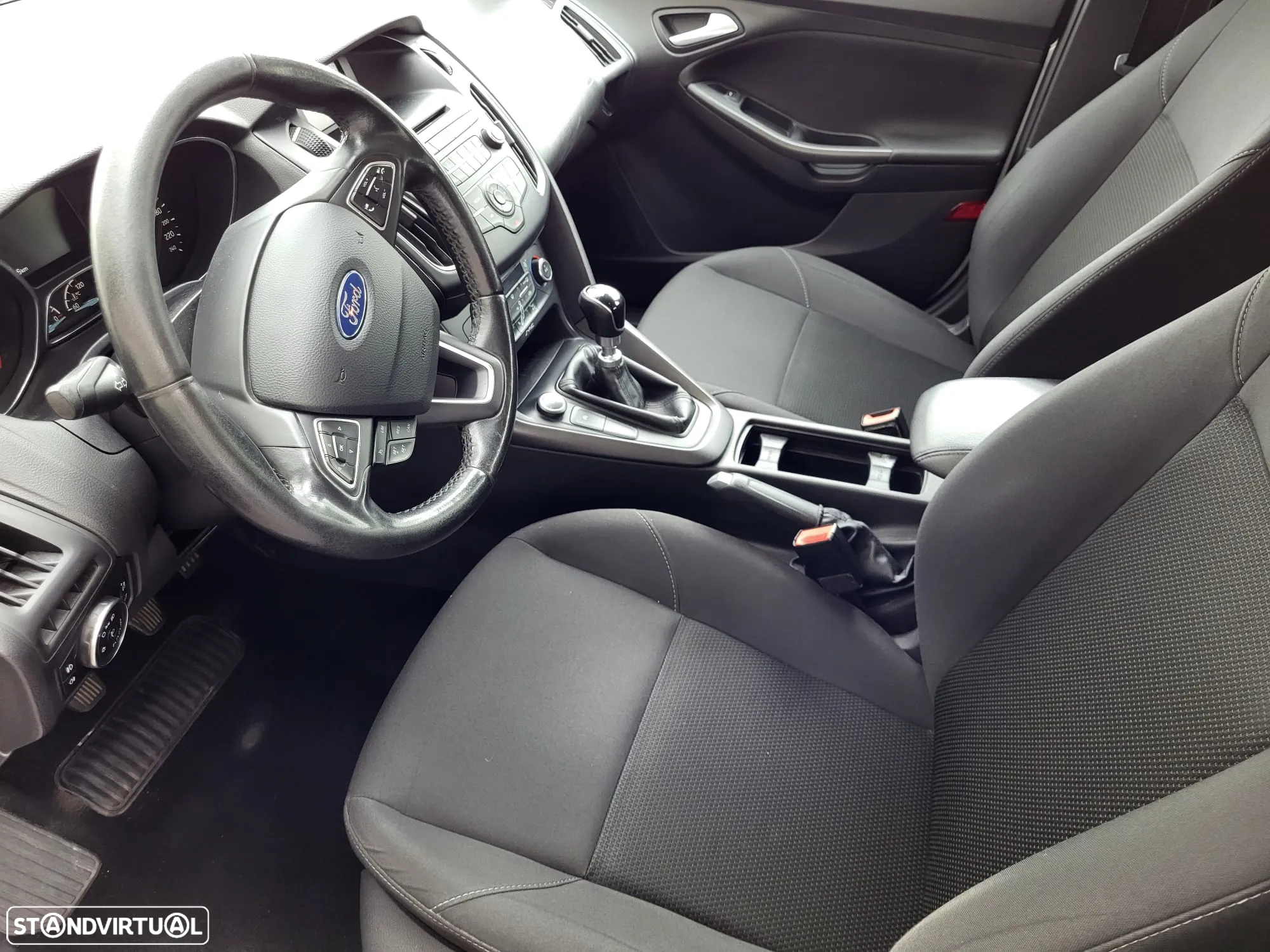 Ford Focus SW 1.5 TDCi Trend+ - 19