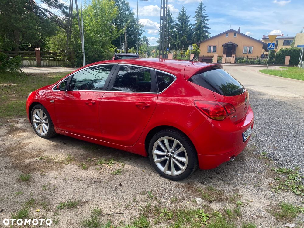 Opel Astra 1.4 Turbo Sport - 4