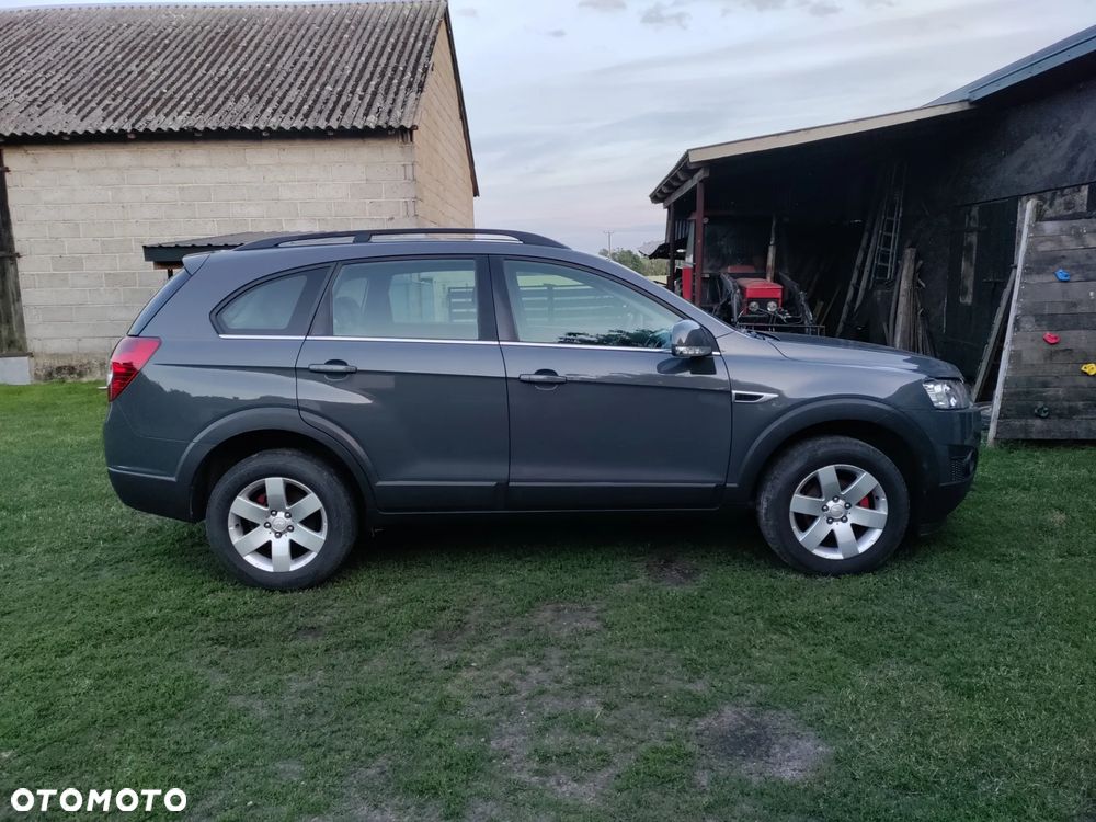 Chevrolet Captiva - 12
