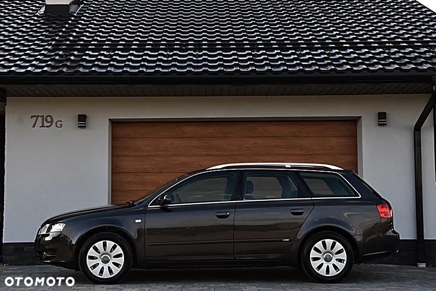 Audi A4 Avant 2.0 TDI - 11