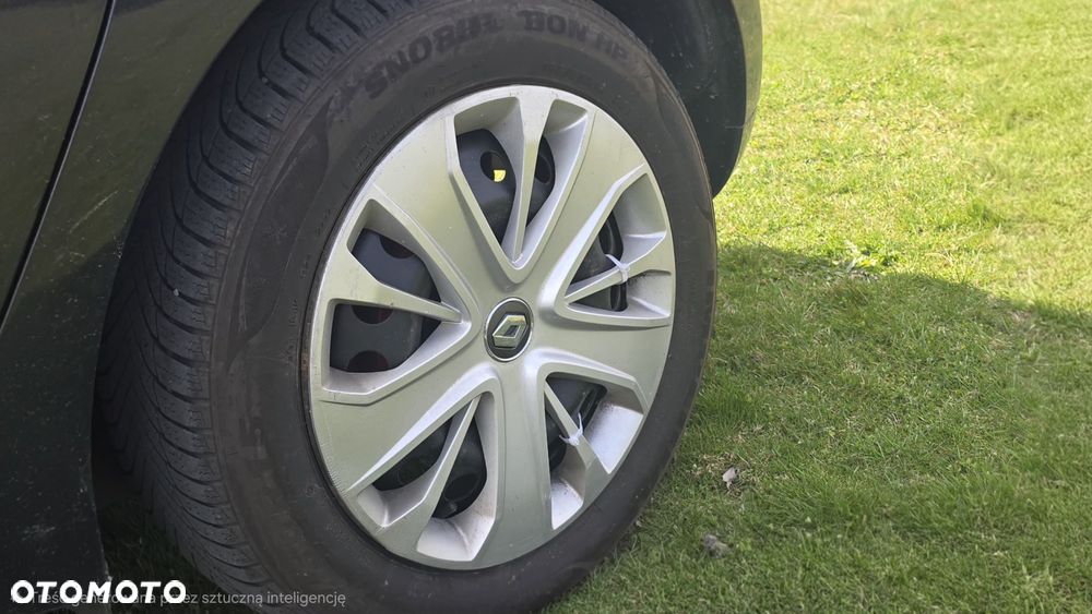 Renault Clio 1.2 16V 75 Experience - 12
