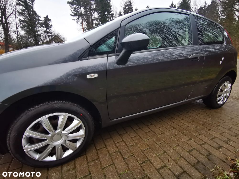 Fiat Grande Punto 1.4 8V Dualogic Dynamic - 11