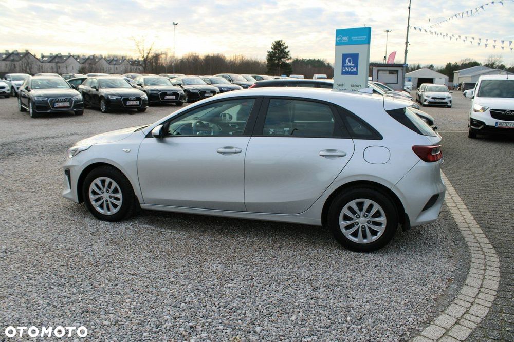 Kia Ceed - 10