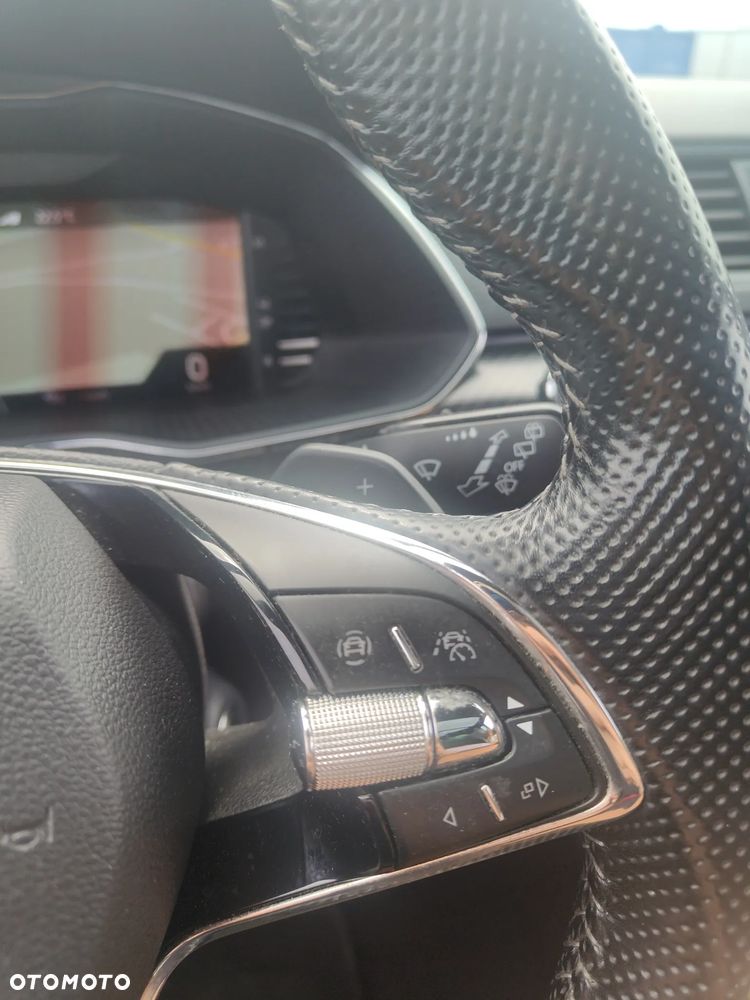 Skoda Superb 2.0 TDI SCR Sportline DSG - 31