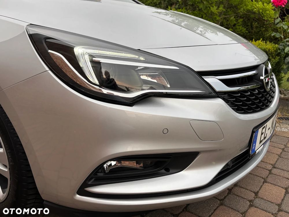 Opel Astra 1.4 Turbo Innovation - 11