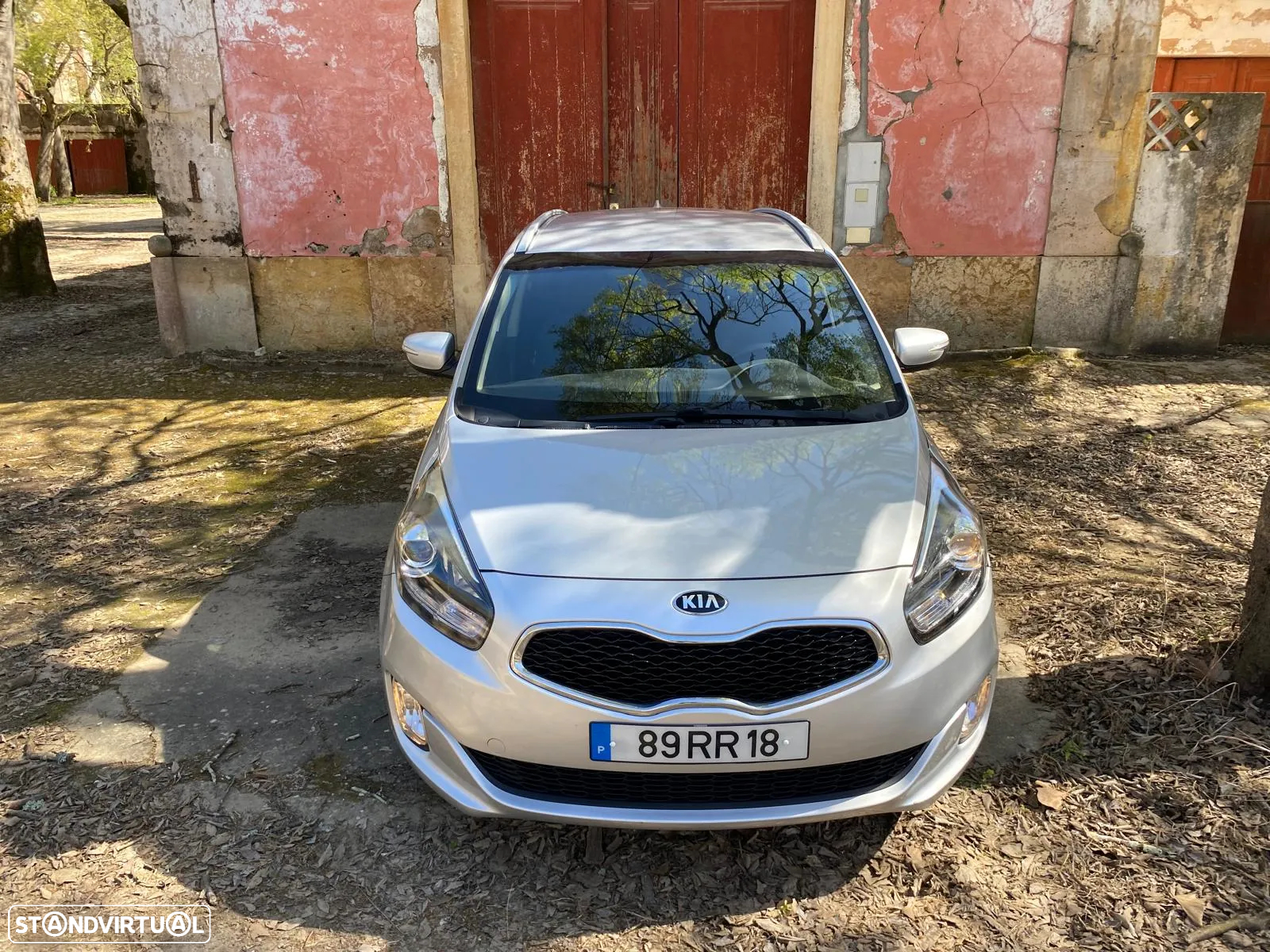 Kia Carens 1.7 CRDi ISG TX - 27