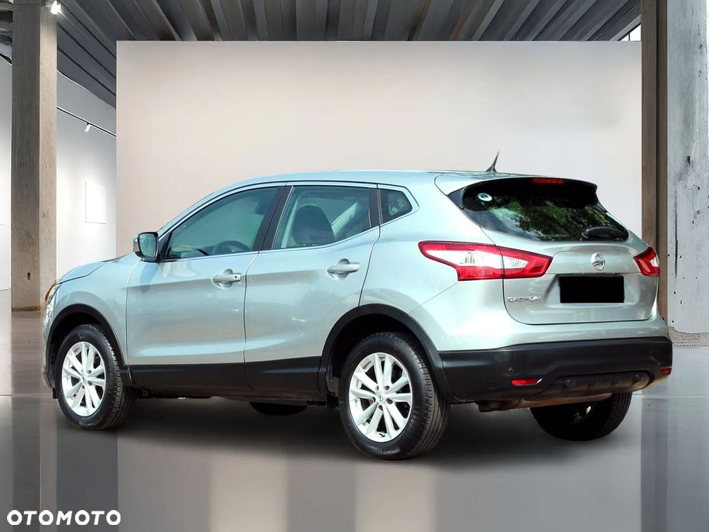 Nissan Qashqai 1.2 DIG-T N-Vision Xtronic EU6 - 4