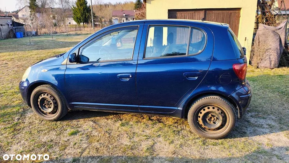 Toyota Yaris 1.4 D-4D - 3