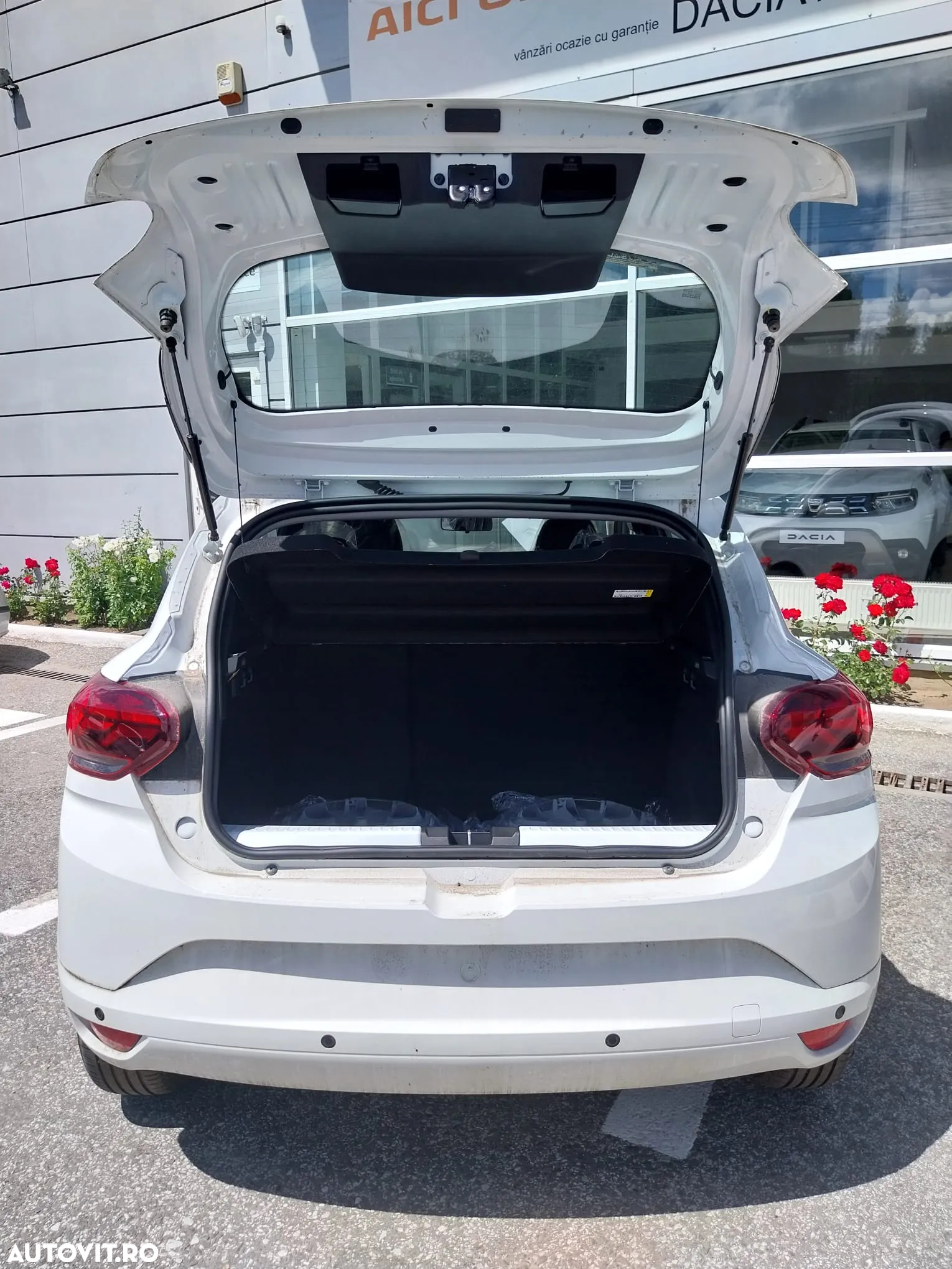 Dacia Sandero TCe 90 MT5 Expression - 4