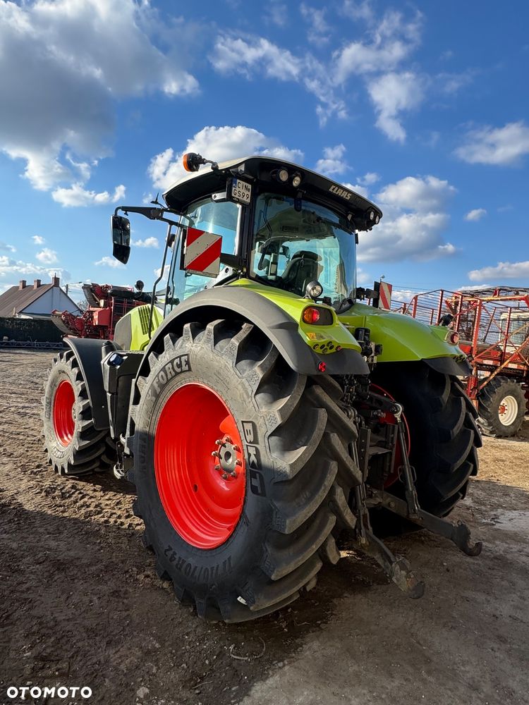 Claas AXION 830 - 4