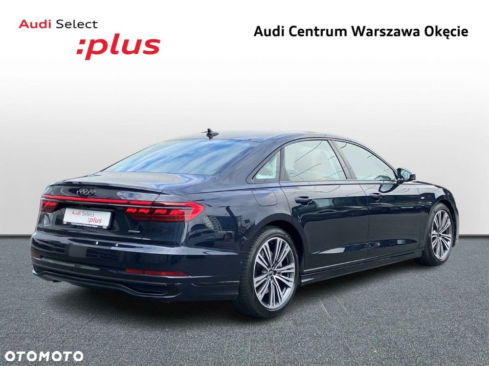 Audi A8 - 8