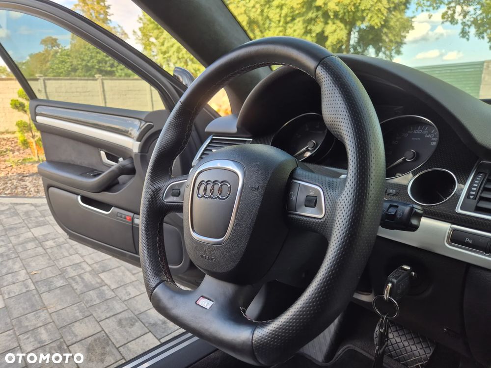 Audi S8 5.2 FSI Quattro - 39