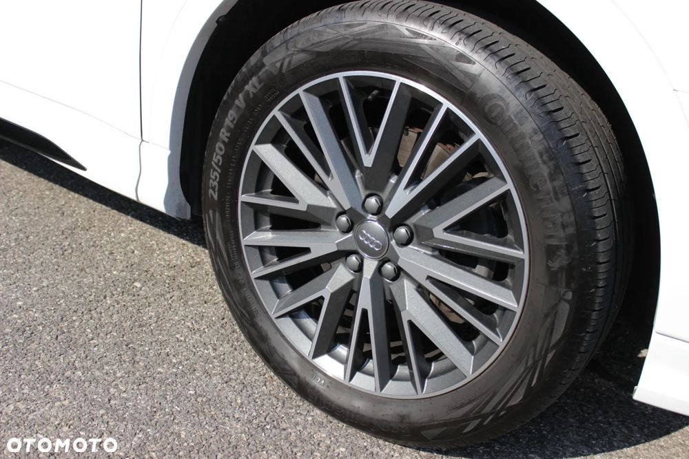 Audi Q3 40 TDI Quattro S Line S tronic - 9