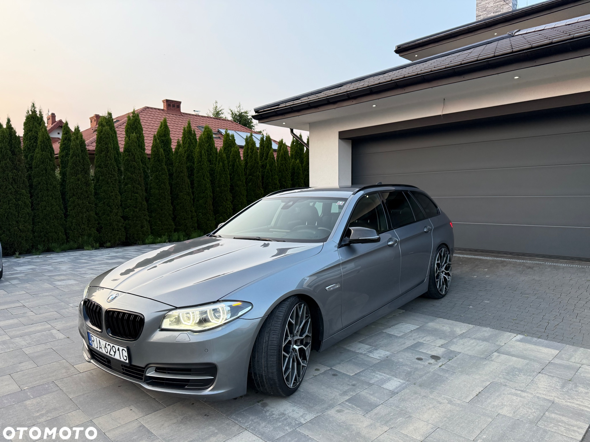 BMW Seria 5 520d Touring Luxury Line - 4
