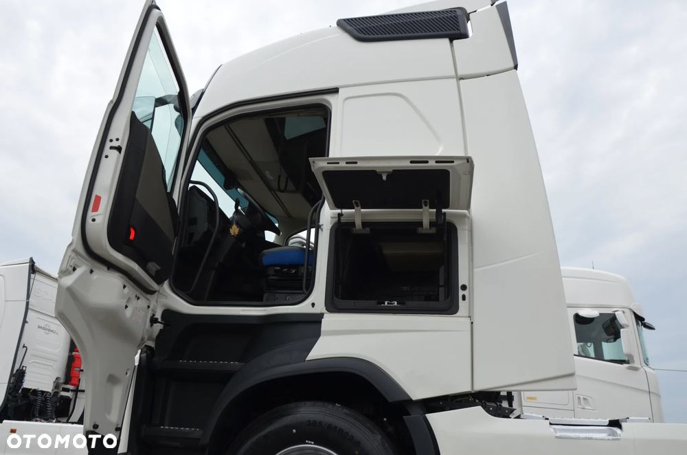 Volvo FH 500 NEW / 2022r / EURO 6 / KAMERA / ACC / PÓŁSKÓRY / LED / KLIMA P. / DE / 9347 - 15