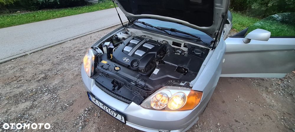 Hyundai Coupe 2.7 V6 GLS - 12