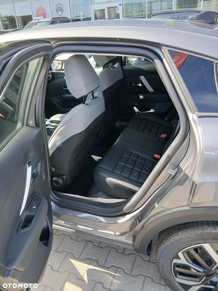 Citroën C4 1.2 mHEV Max eDCT6 - 12