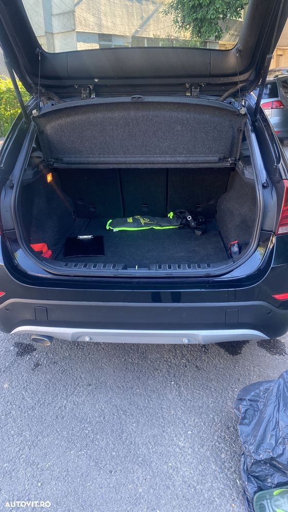 BMW X1 sDrive18d Aut. - 12