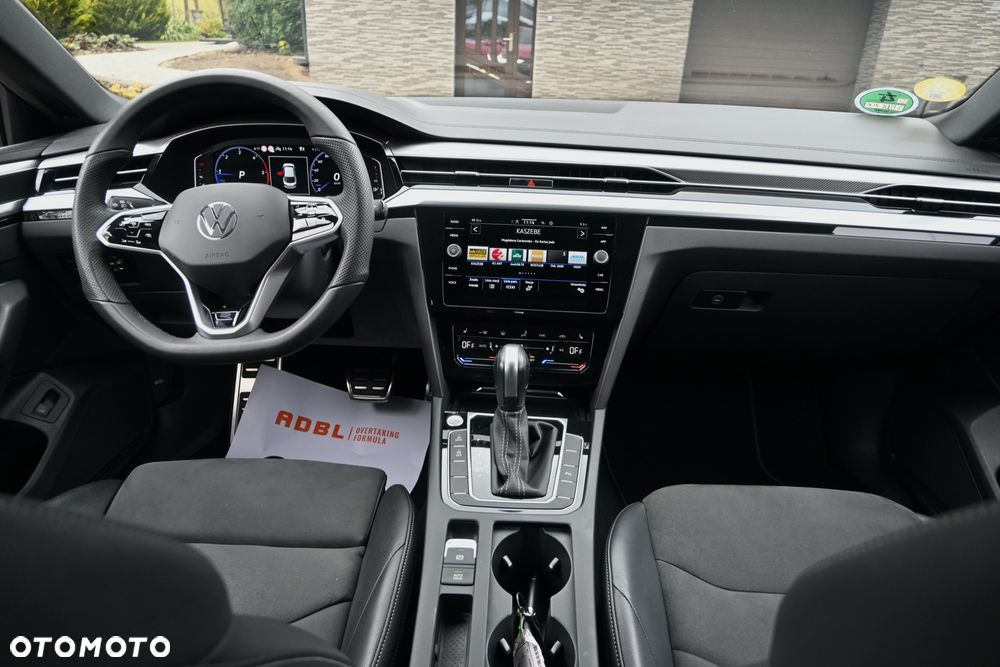 Volkswagen Arteon 2.0 TDI SCR DSG R-Line - 18