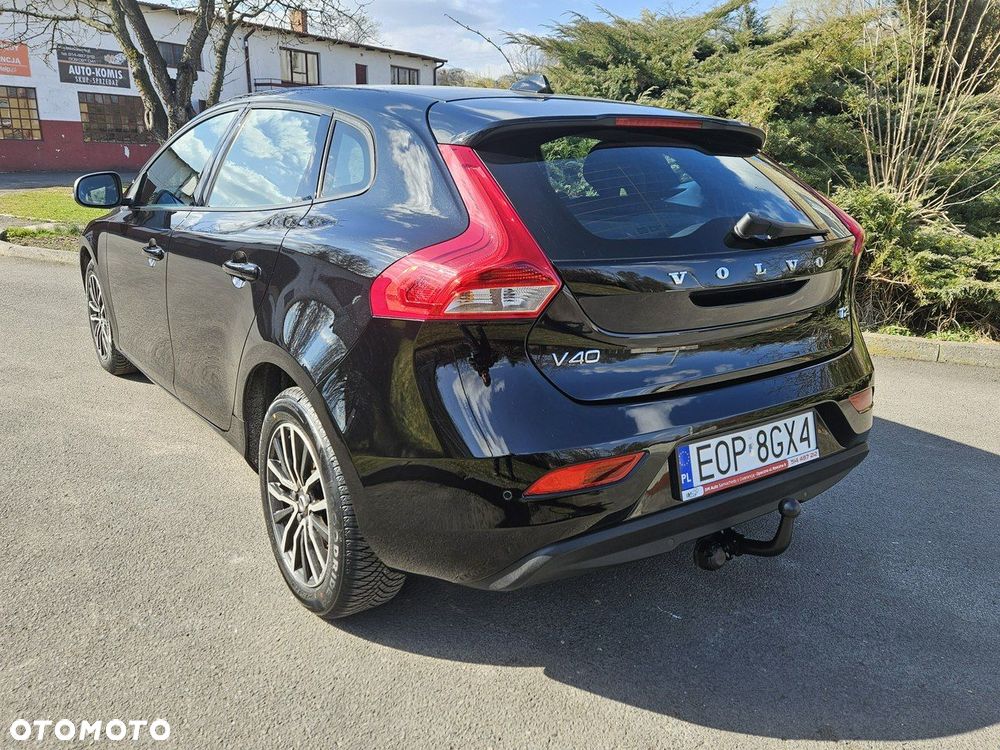 Volvo V40 T2 Drive-E Momentum - 3