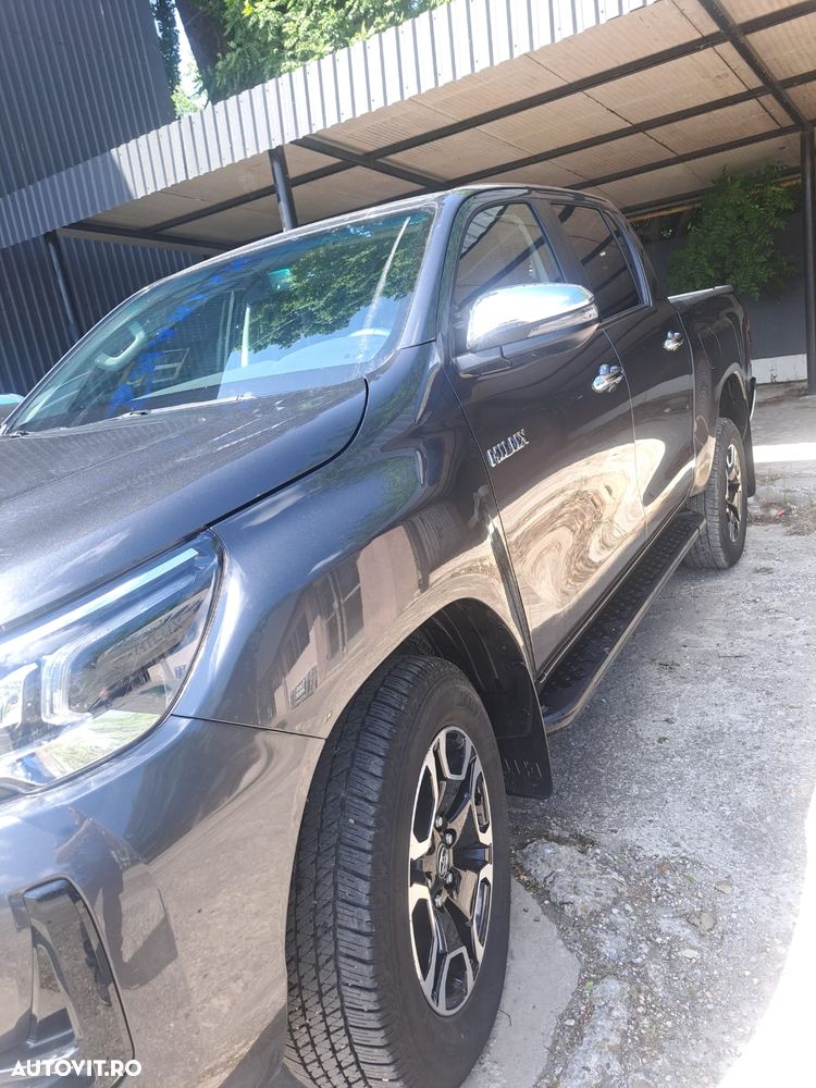 Toyota Hilux 2.4D 150CP 4x4 Double Cab AT Executive - 2