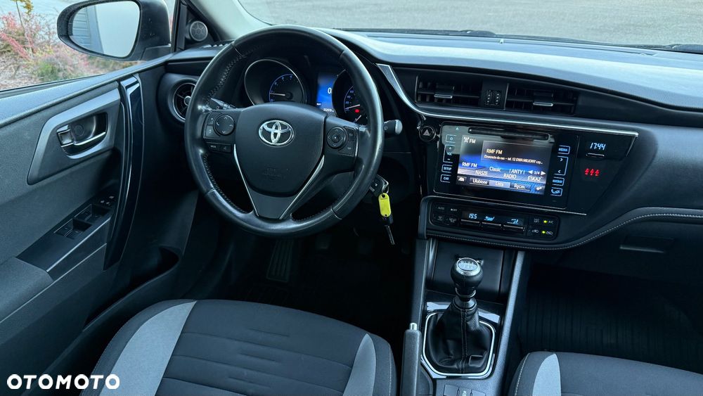 Toyota Auris 1.6 Comfort - 11
