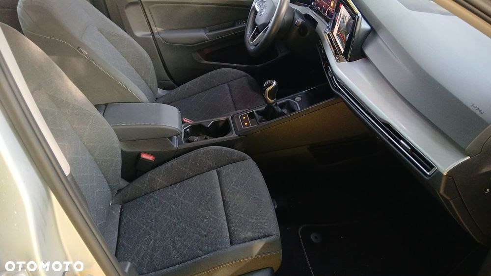Volkswagen Golf 2.0 TDI Life - 25