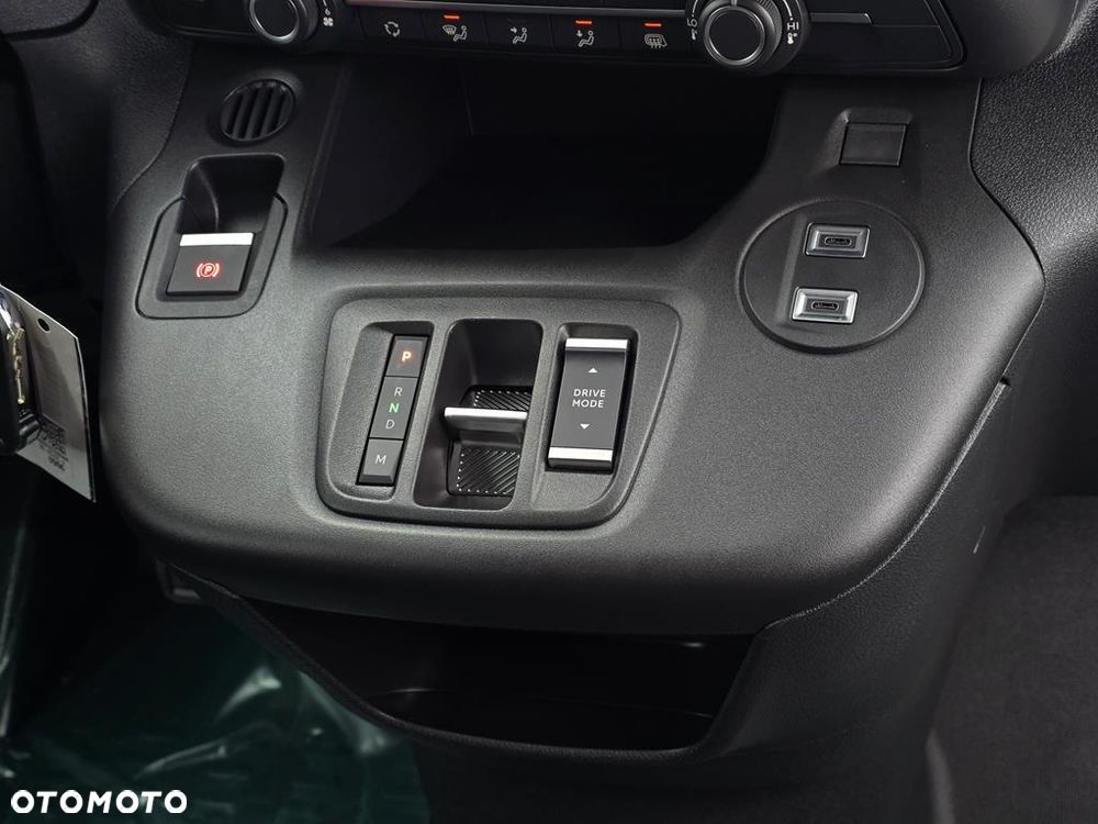 Peugeot Partner Van - 15