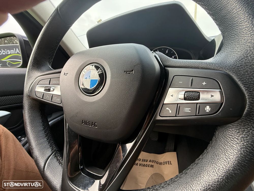 BMW 318 d Touring Advantage - 27