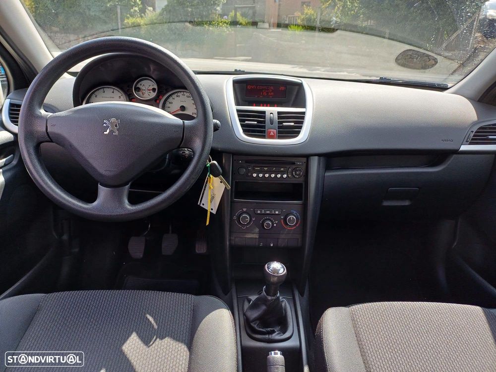 Peugeot 207 1.4 16V Active - 6