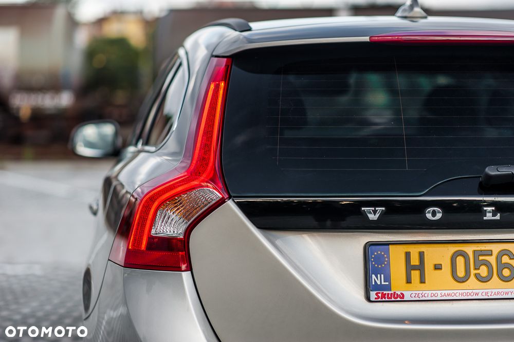Volvo V60 - 12