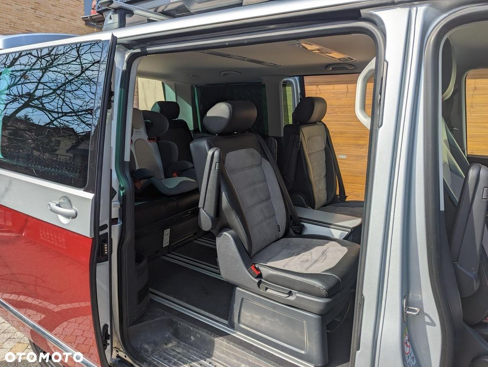 Volkswagen Multivan - 16