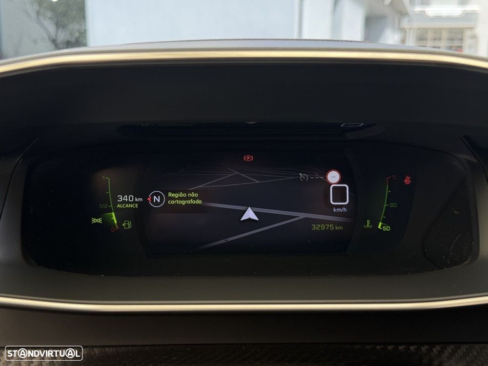 Peugeot 2008 1.5 BlueHDi GT - 34