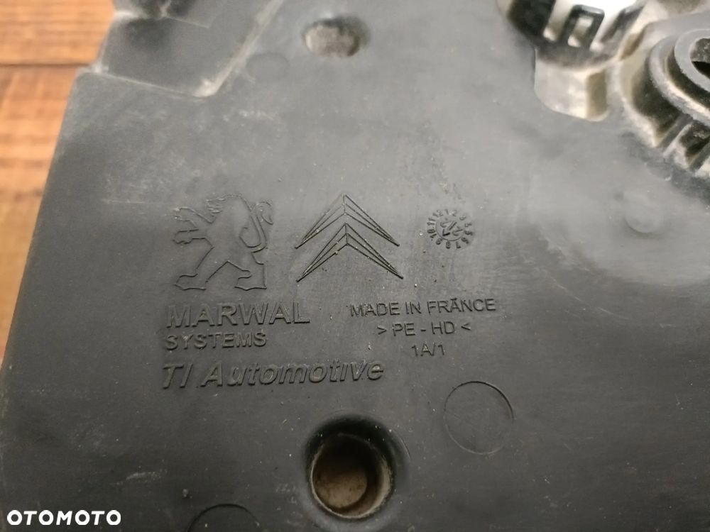 PEUGEOT 3008 I 09-16 r. 2,0 HDI HYBRID zbiornik zbiorniczek płynu FAP 9673949080 * - 7