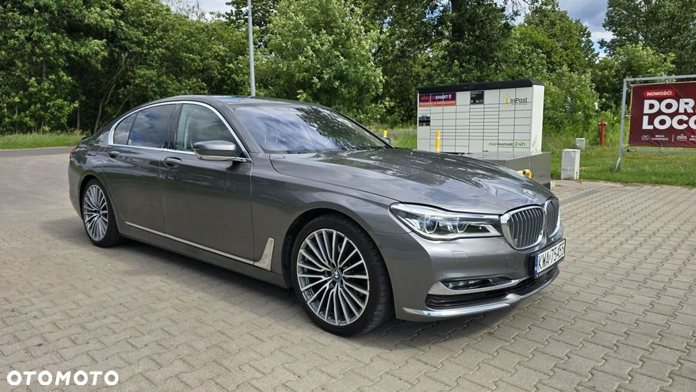 BMW Seria 7 - 12
