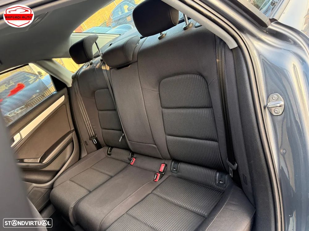 Audi A4 2.0 TDI Multitronic Business Line - 13