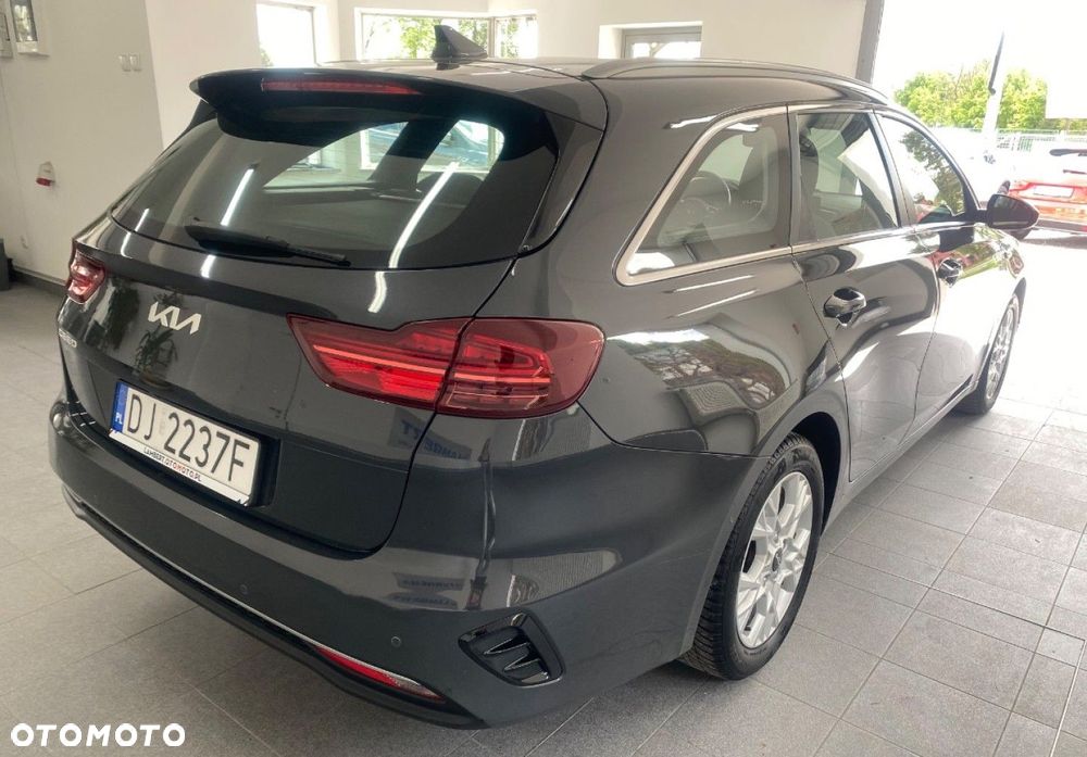 Kia Ceed - 3