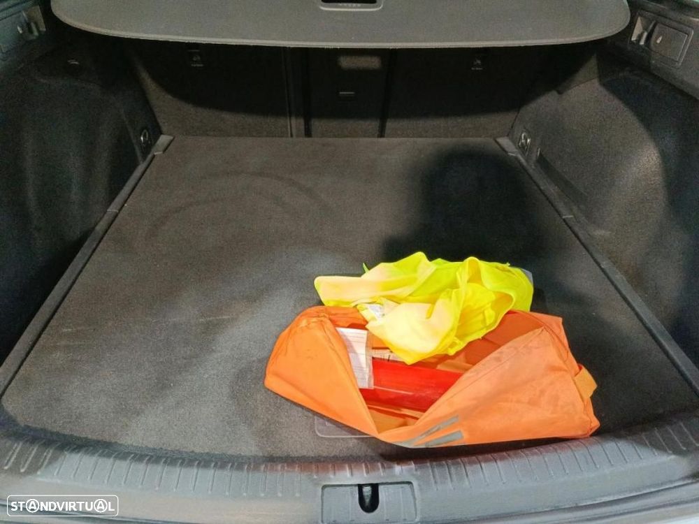 SEAT Leon ST 2.0 TDI FR DSG - 4