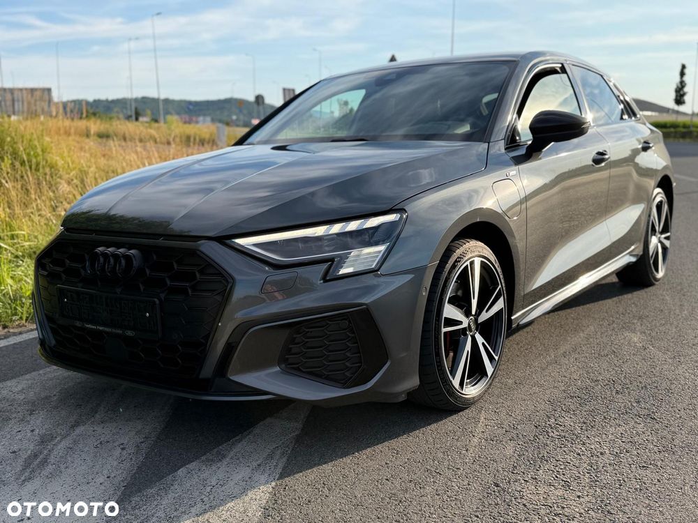 Audi A3 Sportback - 2